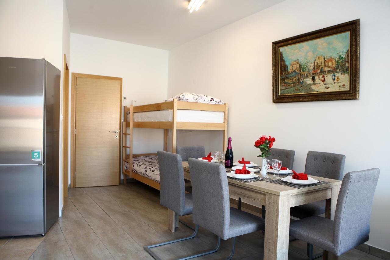 Charming San Simon Beach Apartment Jn Izola Luaran gambar